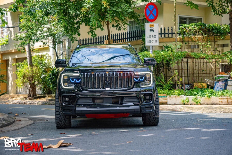 độ ngoại thất Ford Everest