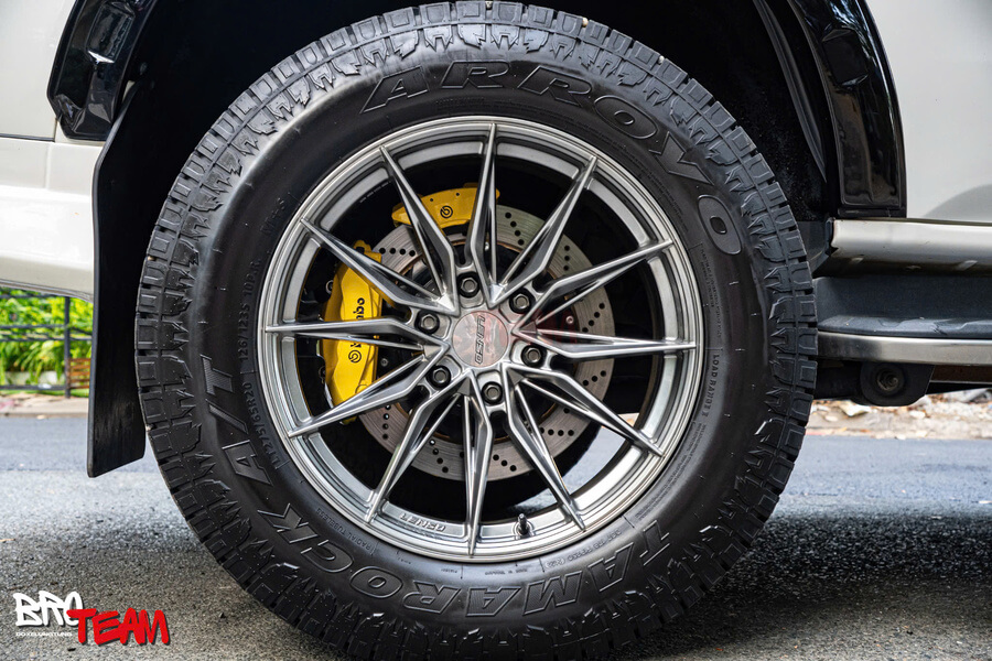 Bộ Heo Brembo cho Ford Everest 2024