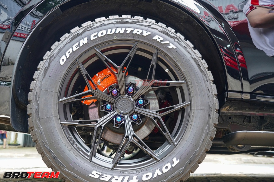 Bộ ốc mâm Titan Black Rhino