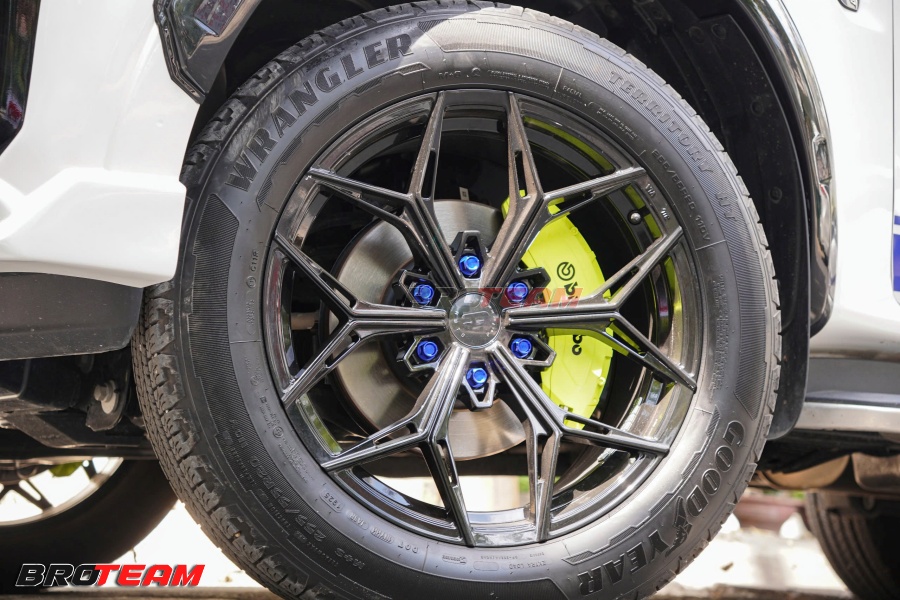 Bộ mâm 20 inch giữ vỏ zin theo xe Ford Everest 2026