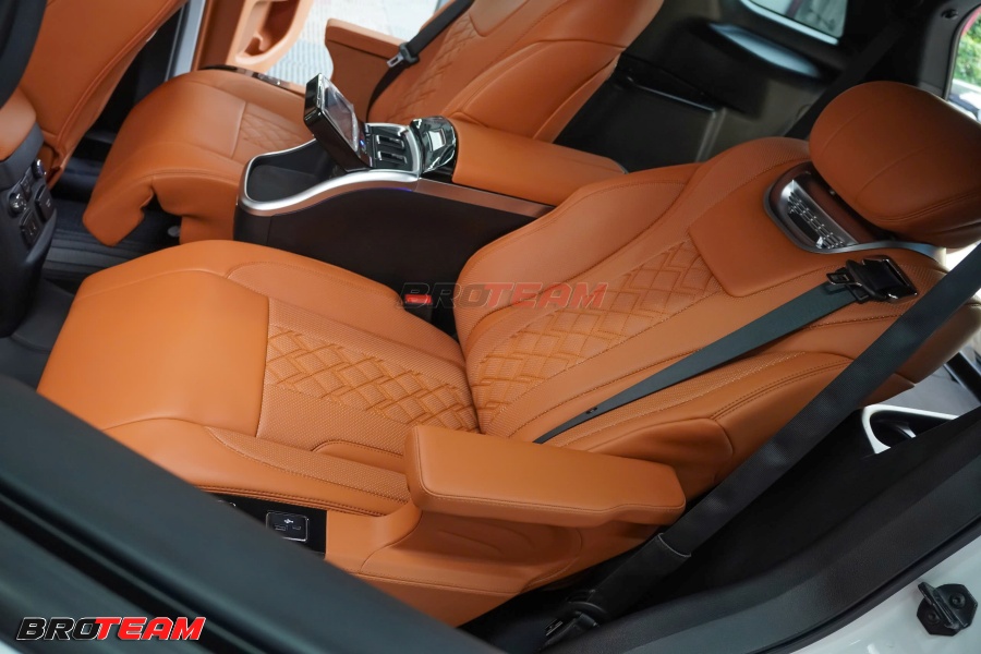 Bọc da Nappa cho Ford Explorer 2017