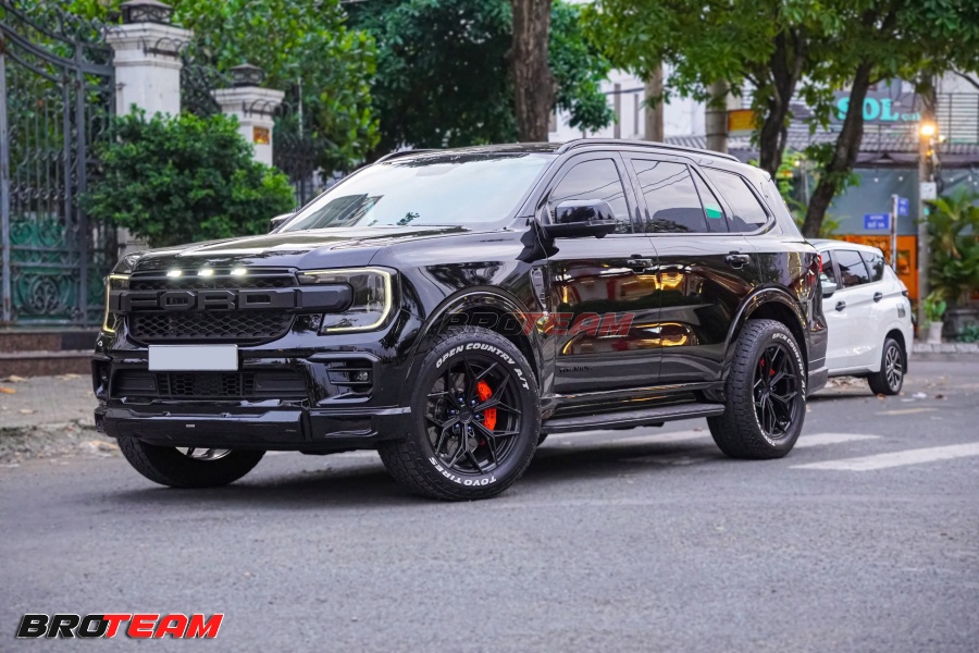 Body kit AKC V1 cho Ford Everest 2026