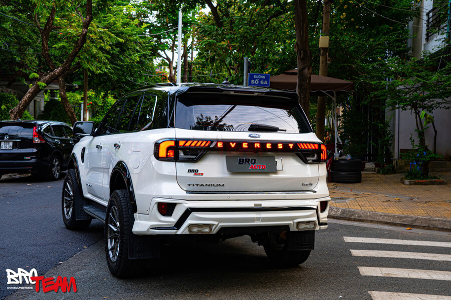 Bodykit Victor cho xe Ford Everest Thái Lan