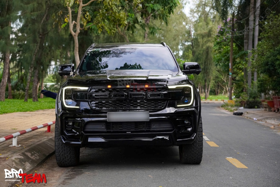 Bodykit AKC V2 Everest chuẩn form zin