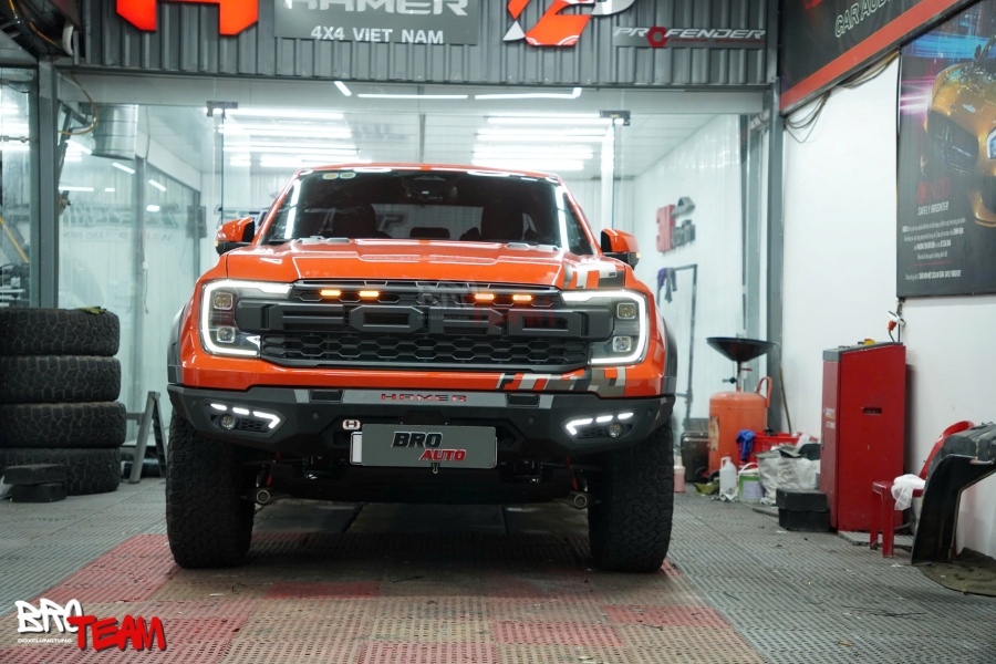 Cản trước Ford Raptor hầm hố