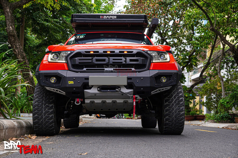 Cản trước TJM Covert Alloy Black cho Ford Ranger 2024