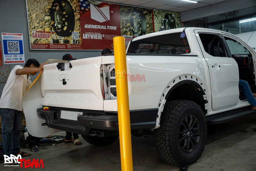 dán đổi màu Raptor full xe