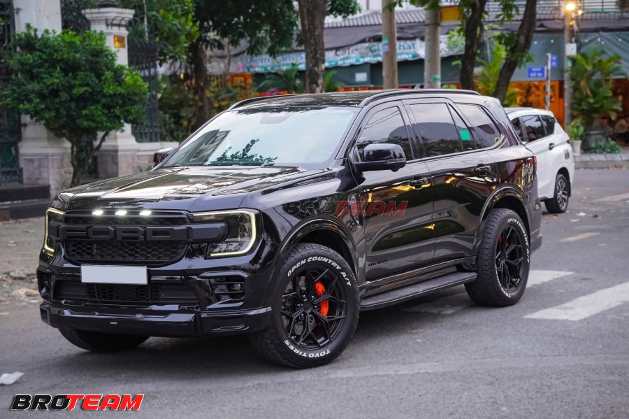 Dán phim cách nhiệt 3M Crystalline cho Ford Everest 2026