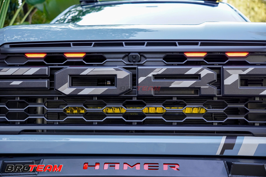 Đèn định vị calang LED cho Ford Raptor nổi bật ban đêm