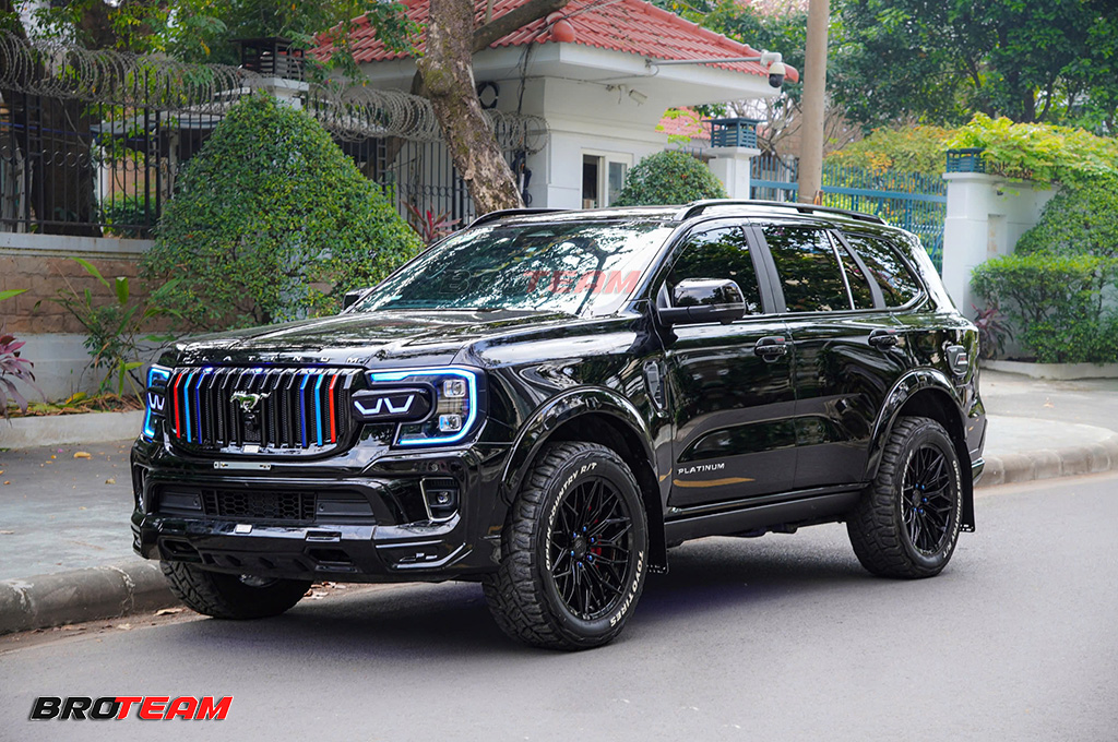 đồ chơi Ford Everest