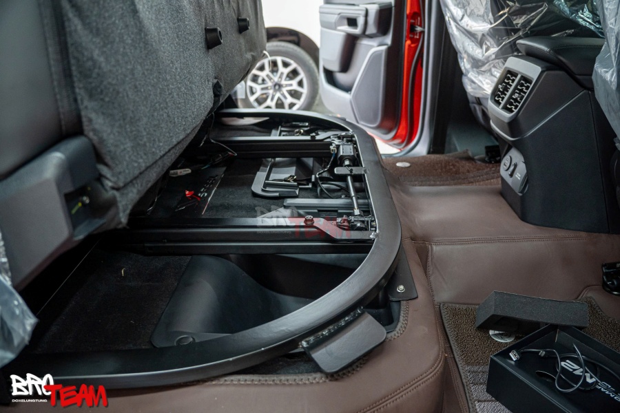Khung ghế điện Ford Raptor