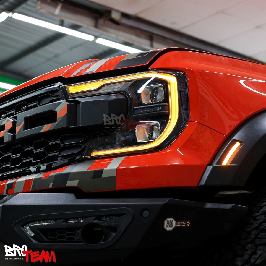 Mí LED chữ C F-150