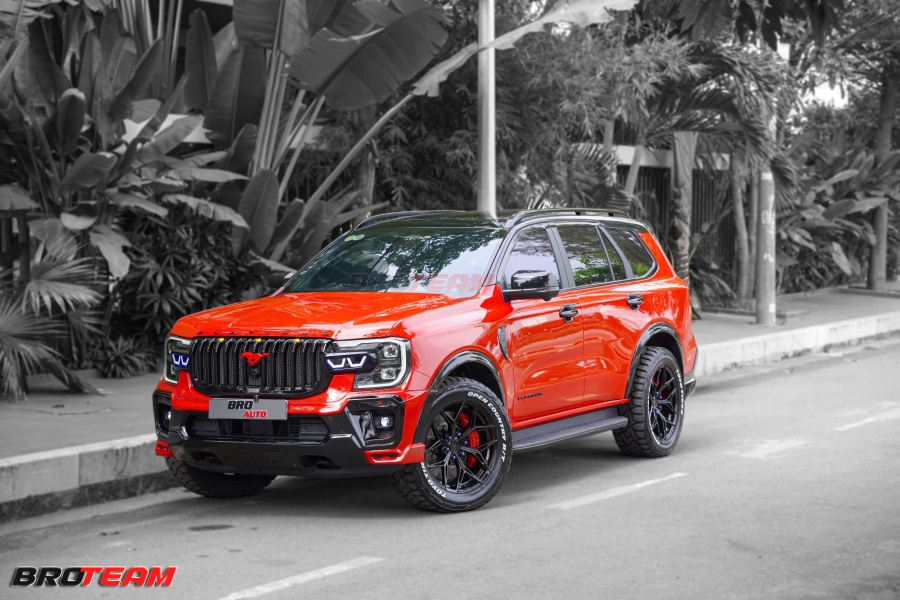Độ xe Ford Everest đẹp nhất 2025