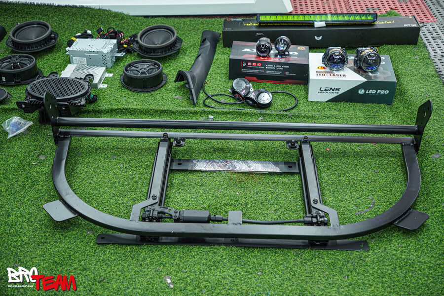 Ghế chỉnh điện Vsteel cho Ford Raptor