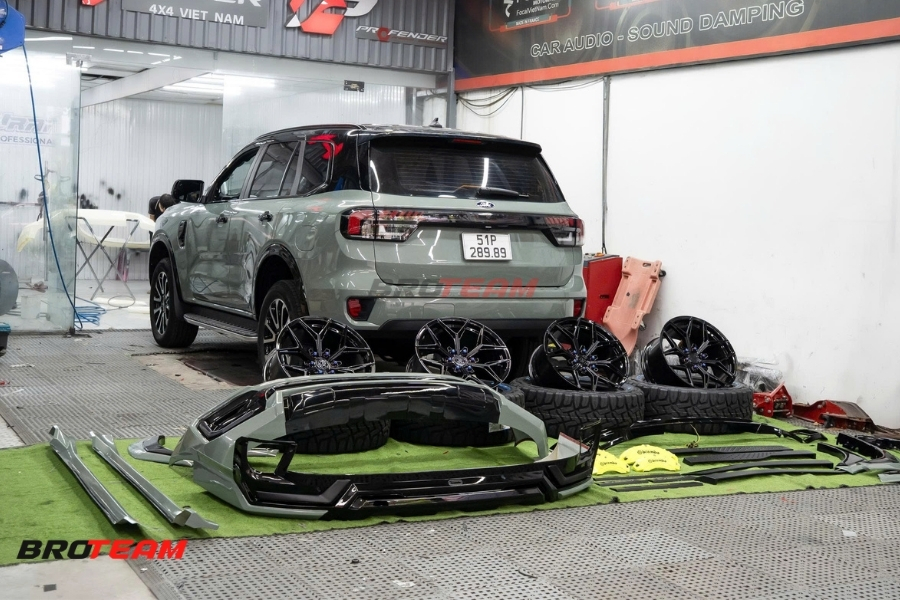 Độ Bodykit Victor V2 Kèm Full Bộ Ốp Carbon Nội thất