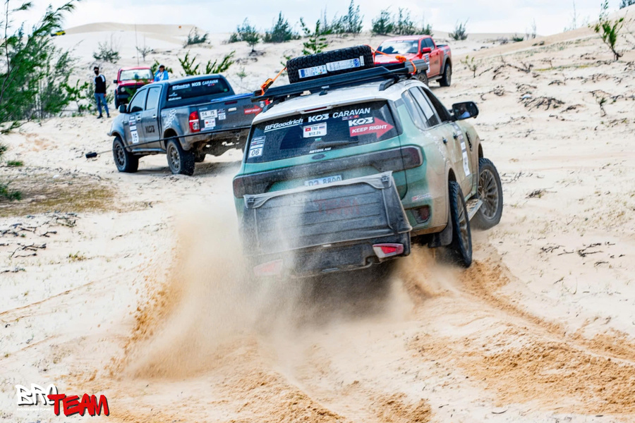 Ford Everest độ offroad