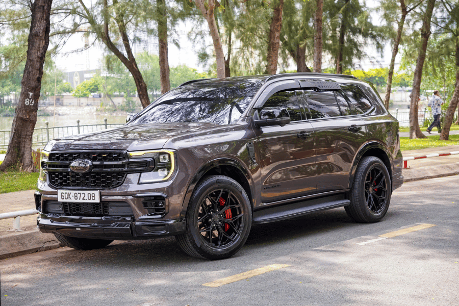 Ford Everest Titanium độ cần số thấp