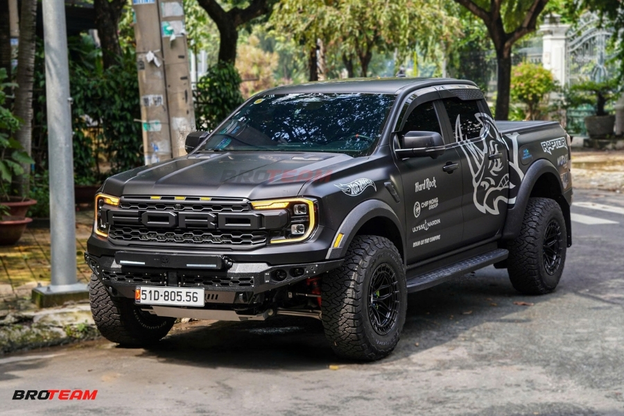 Ngoại Thất Và Các Hạng Mục Bảo Vệ Ford Ranger Raptor V6