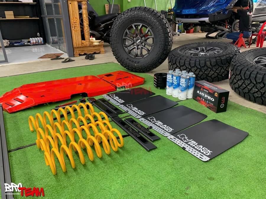 Ford Raptor độ phụ kiện cần thiết