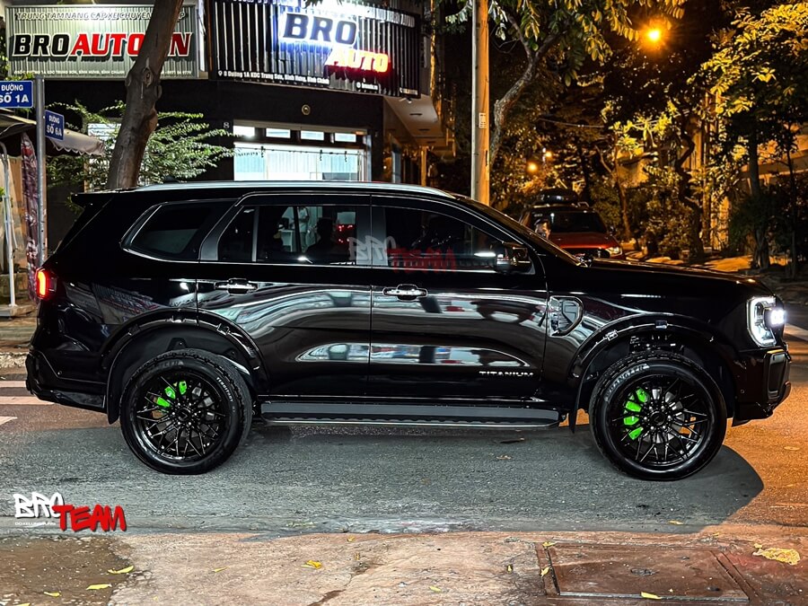 body kit Victor V3 cho Everest