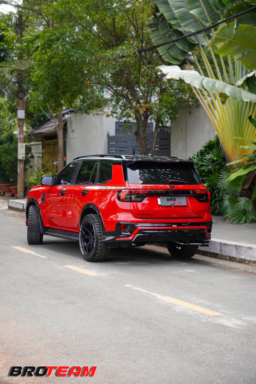 Gói sơn Sport xe Ford Everest