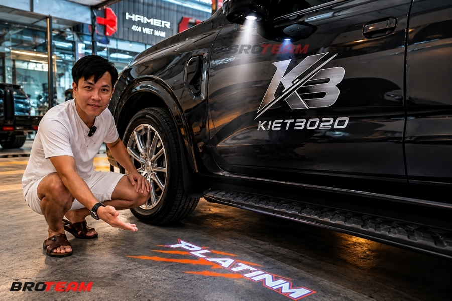 Ảnh thực tế led chân gương khi độ lên Ford Everest