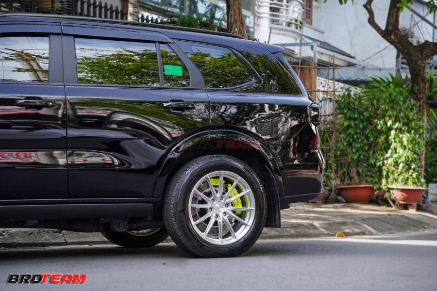 Phanh Brembo cho Ford Everest