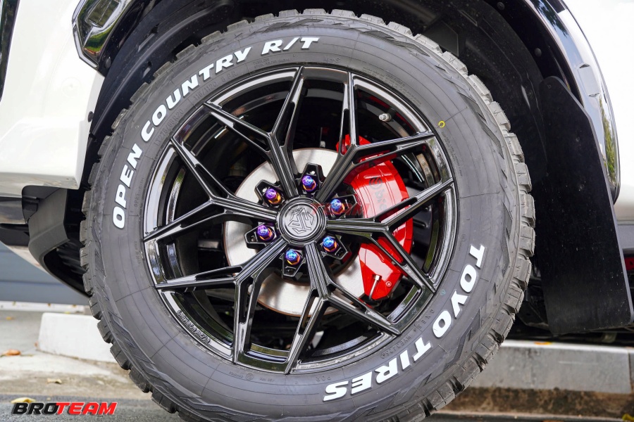 Mâm hợp kim 20 inch chữ Y Ford Everest 2026