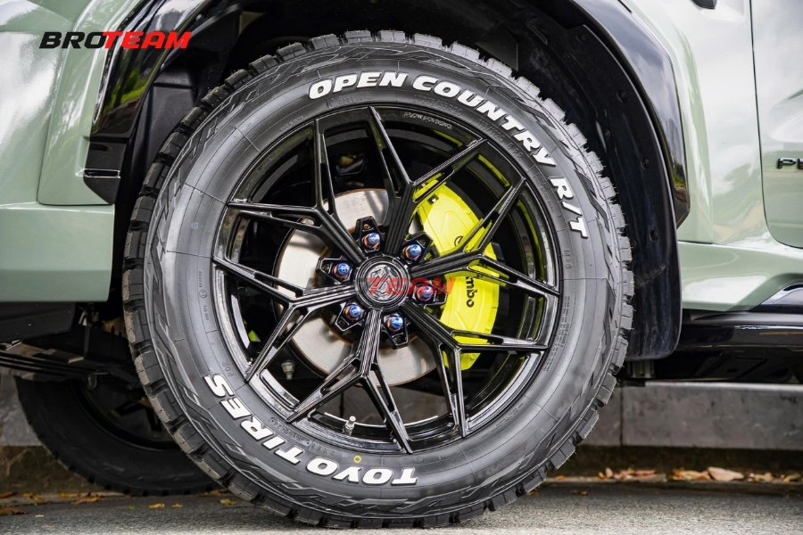 Ốp Má Phanh Brembo Xanh – Điểm Nhấn Cho Cụm Mâm