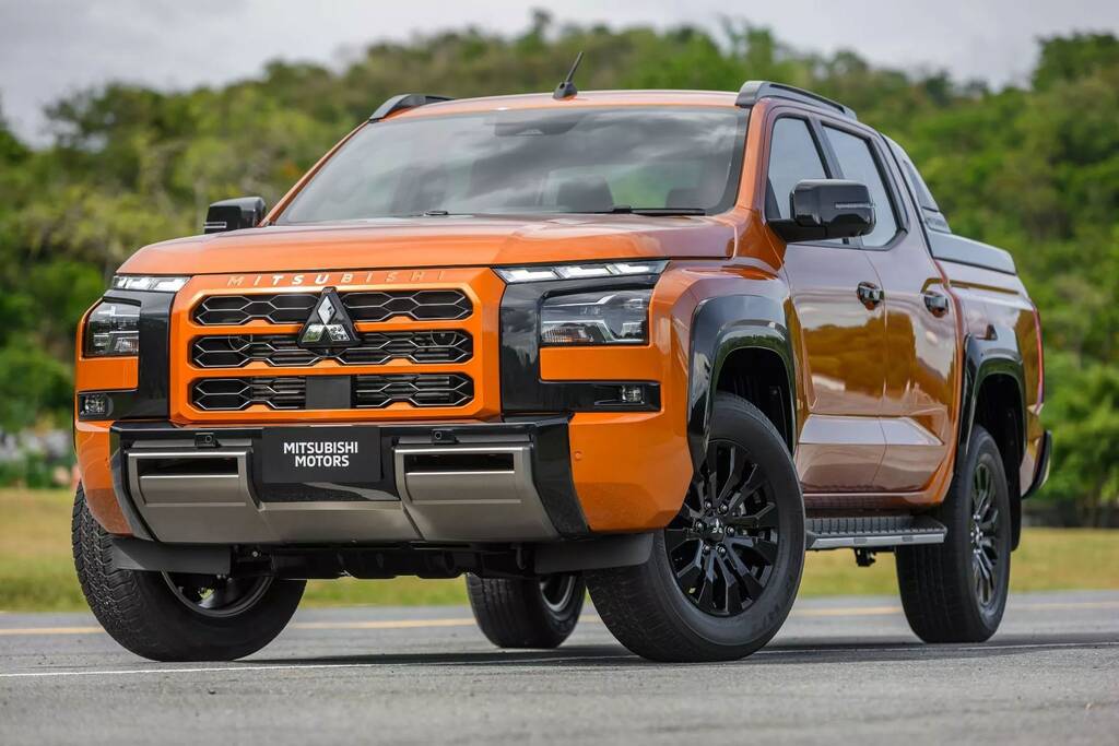 Xe bán tải Mitsubishi Triton