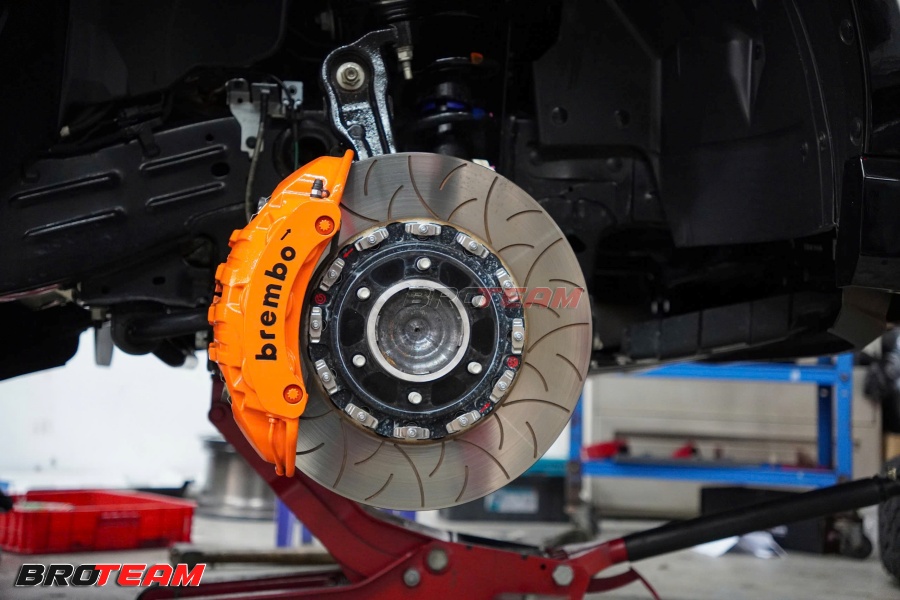 Nâng cấp phanh Brembo hiệu năng cao cho Ford Everest 2026
