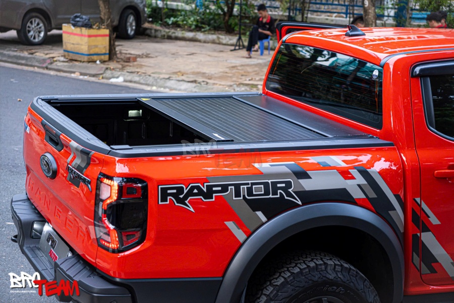 Nắp thùng cuộn điện xe Ford Ranger