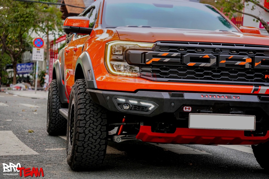 tem mặt trước Raptor