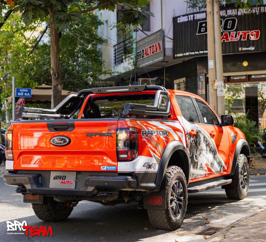 tem sườn Raptor thể thao