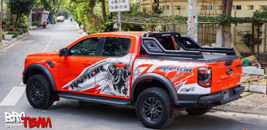 Xe Ford Raptor độ ngoại hình mạnh mẽ