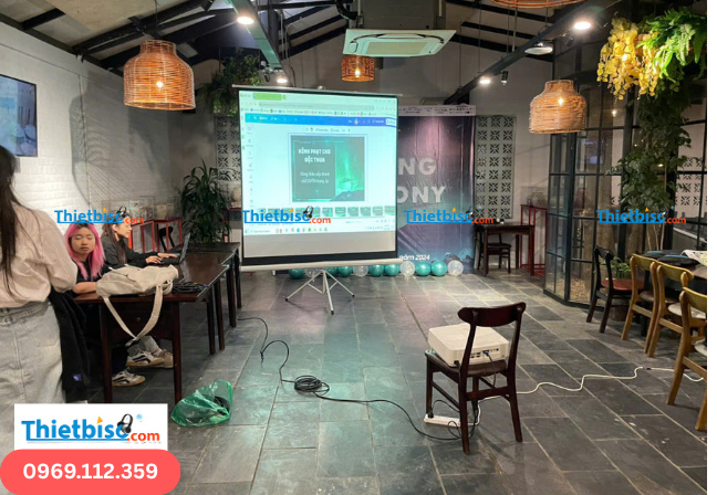 thuê máy chiếu hà nội