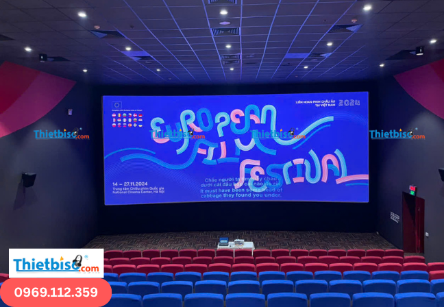 thuê máy chiếu chiếu phim tại hà nội