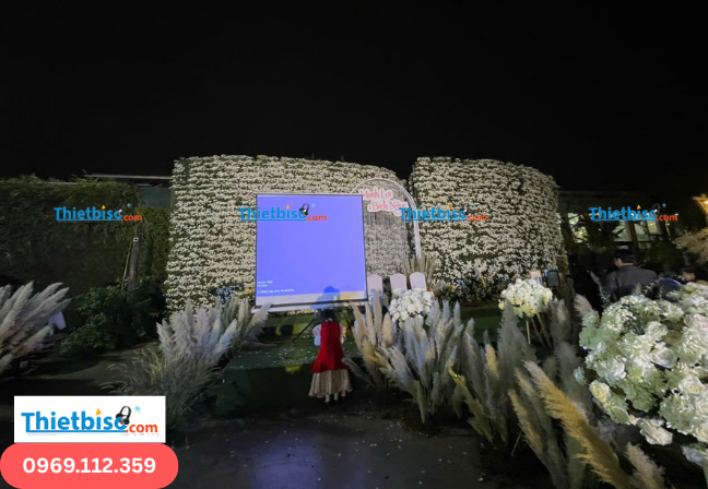 thuê máy chiếu quận tây hồ hà nội