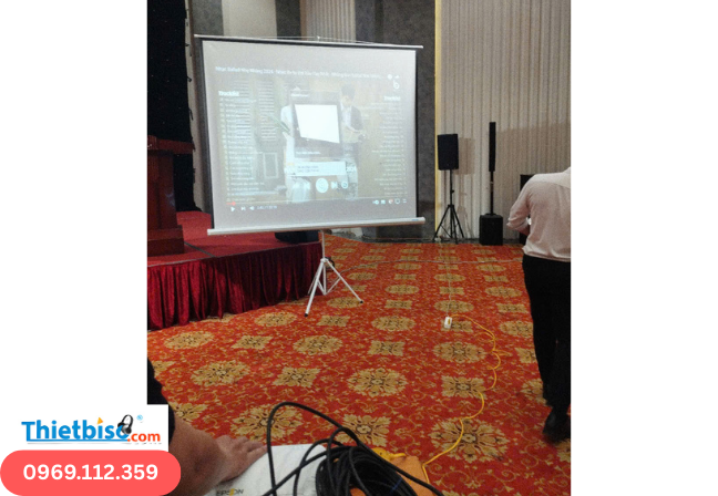 thuê máy chiếu hà nội