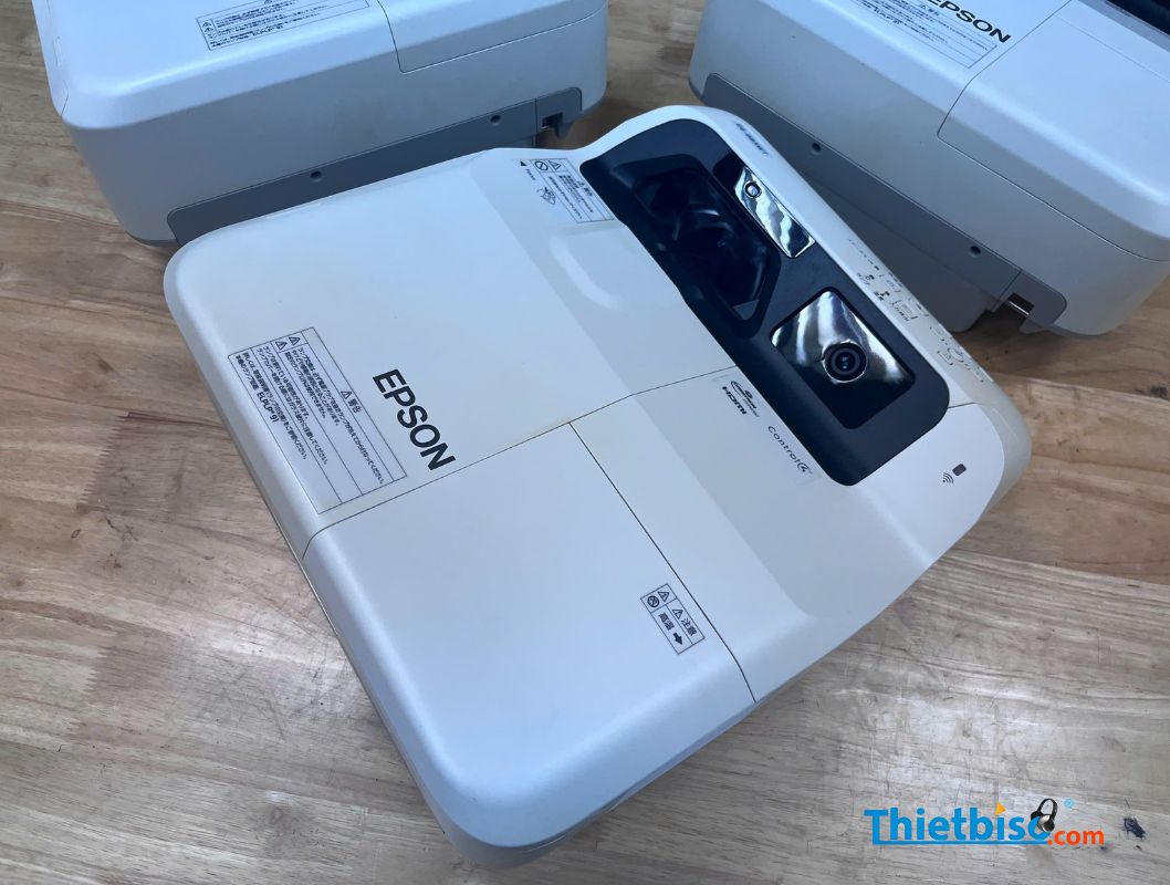 Máy Chiếu Cũ Siêu Gần EPSON EB-685WT