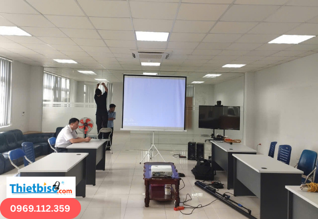 THUÊ MÁY CHIẾU HÀ NỘI