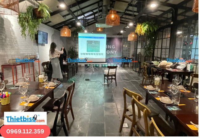 thuê máy chiếu hà nội