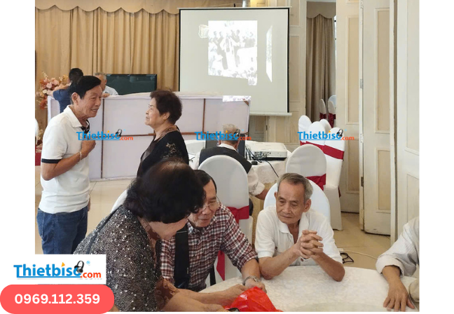 thuê máy chiếu hà nội