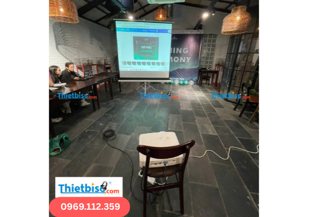 thuê máy chiếu hà nội