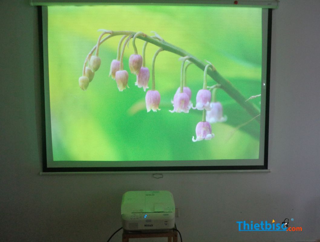 Máy Chiếu Cũ Siêu Gần EPSON EB-685WT