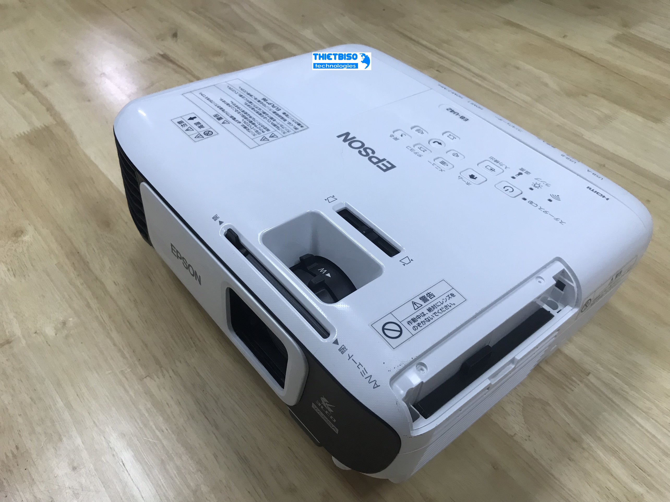 Máy chiếu cũ EPSON EB-U42