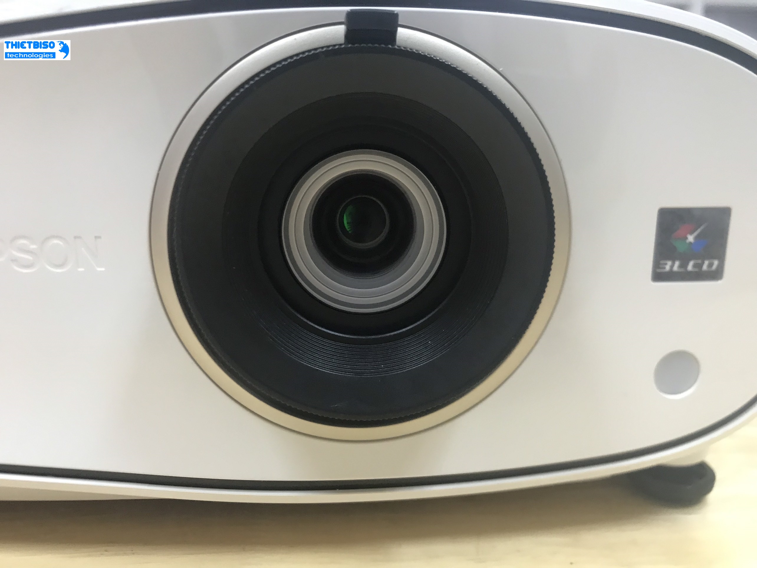 Máy chiếu cũ EPSON EH-TW6600