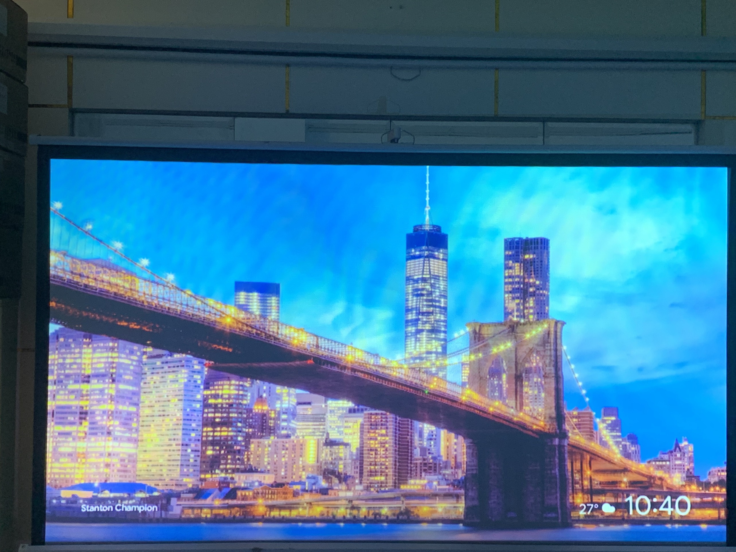 Máy chiếu cũ PANASONIC PT LB-412