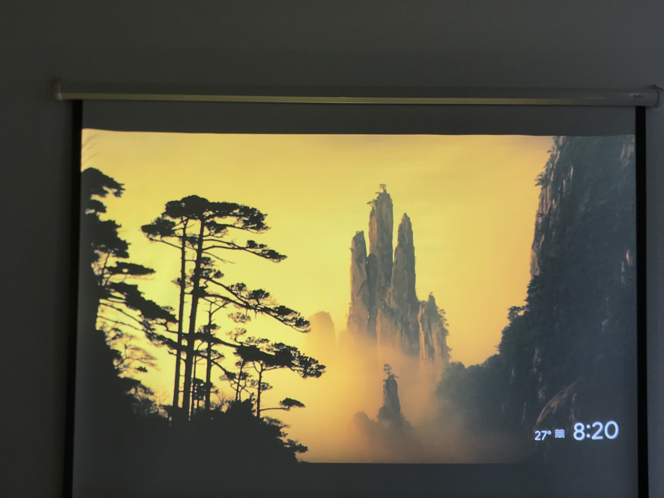 Máy chiếu cũ NEC UM351W (5Z2006EB)