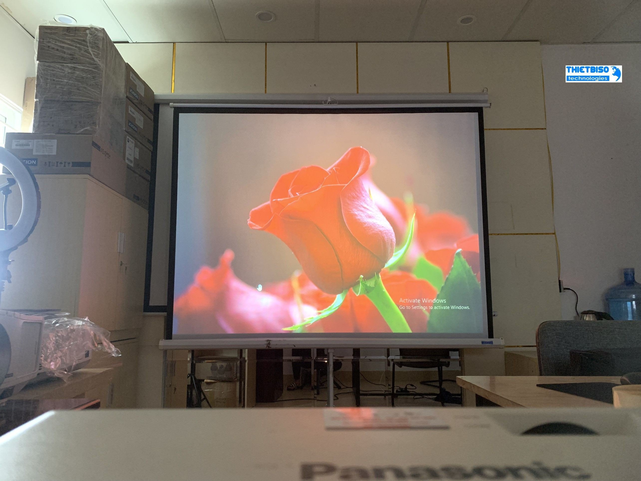 Máy Chiếu Cũ Panasonic PT-LB383